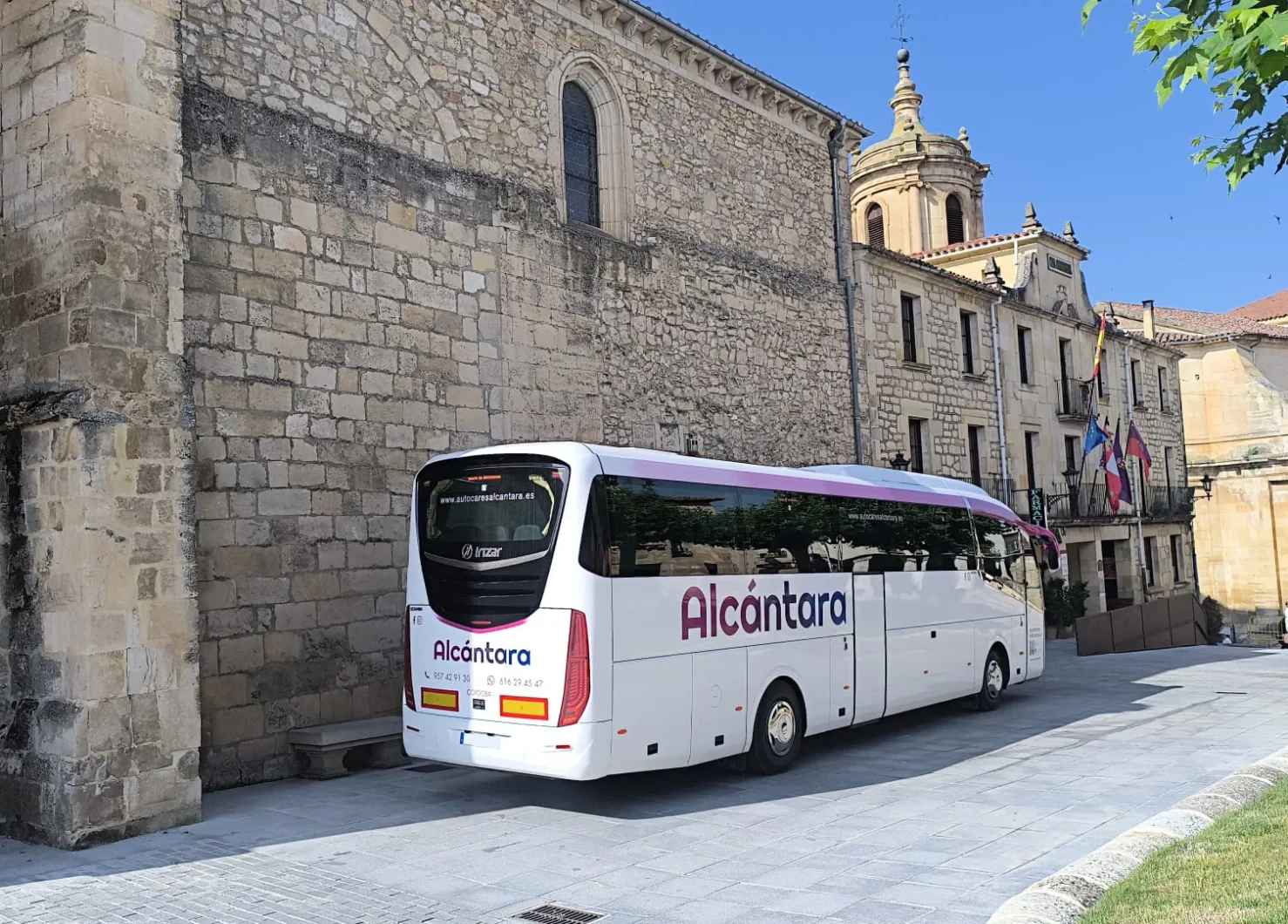 Autocar para bodas y celebraciones en Córdoba